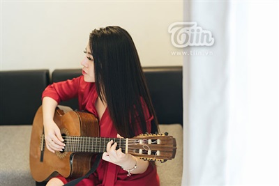 Cô giáo 9X biết 3 ngoại ngữ, 4 nhạc cụ 43