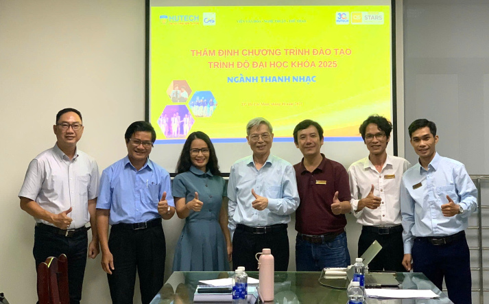 Viện Văn hóa – Nghệ thuật – Thể thao HUTECH thẩm định thành công chương trình đào tạo Cử nhân ngành Thanh nhạc khóa 2025