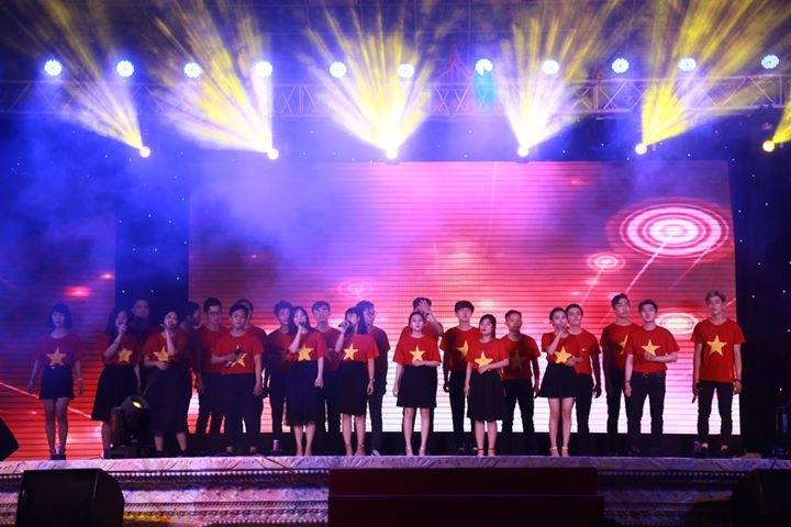 Cuộc thi 'Sinh viên Việt Nam - hát mãi bản hùng ca' 8