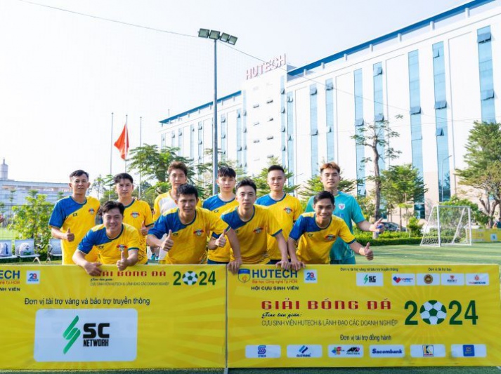 Trung tâm Văn hóa Nghệ thuật HUTECH giành Á quân “Giải bóng đá giao lưu Cựu Sinh viên HUTECH và Lãnh đạo các Doanh nghiệp” năm 2024 8