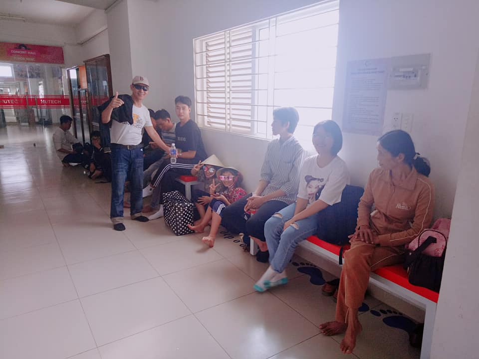 Sinh viên HUTECH "thách thức danh hài" 38