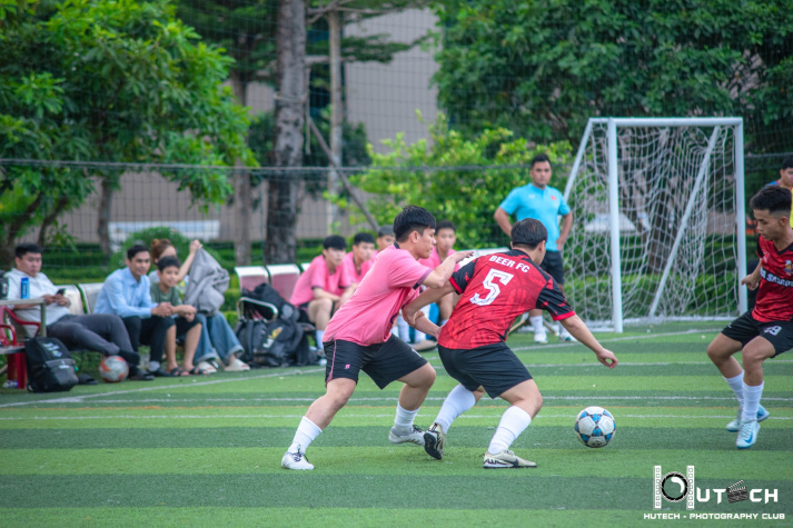 Viện Văn hoá - Nghệ thuật - Thể thao (CAS) vào top 4 đội mạnh nhất HUTECH tại Giải Bóng đá S7 HUTECH 2025 17
