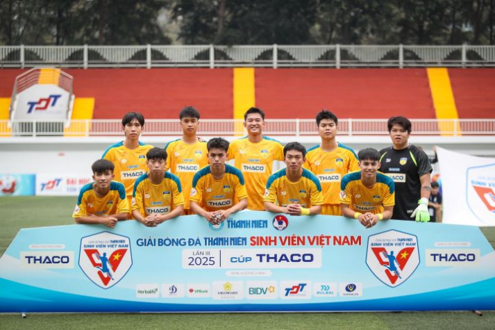 06 sinh viên Viện Văn hoá - Nghệ thuật - Thể thao sẽ cùng Đội tuyển bóng đá HUTECH tham dự vòng Chung kết toàn quốc báo Thanh Niên - Cúp THACO lần III năm 2025 78