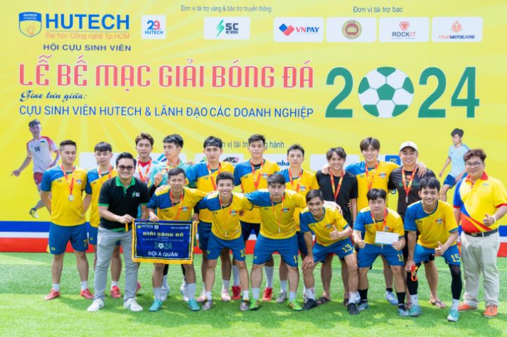 Trung tâm Văn hóa Nghệ thuật HUTECH giành Á quân “Giải bóng đá giao lưu Cựu Sinh viên HUTECH và Lãnh đạo các Doanh nghiệp” năm 2024 44