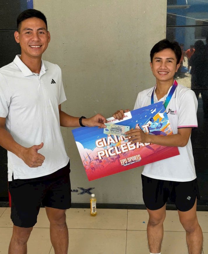 Sinh viên ngành Quản lý Thể dục thể thao giành Huy chương vàng Pickleball 33