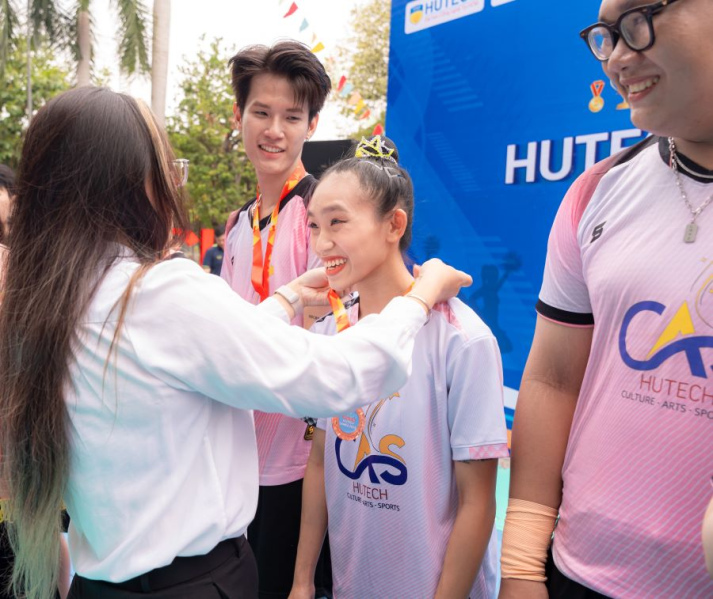 Sinh viên ngành Quản lý Thể thao - Nguyễn Trúc Phương vào TOP 8 HUTECH’s FACE 15