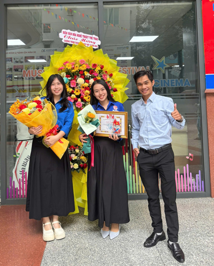 Sinh viên ngành Thanh nhạc vinh dự được bầu vào Đoàn trường Đại học Công nghệ TP.HCM - HUTECH 257