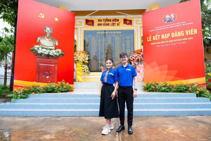 Đội hình Văn nghệ Xung kích HUTECH – Mang âm nhạc lan tỏa tinh thần Mùa hè xanh 2025 23