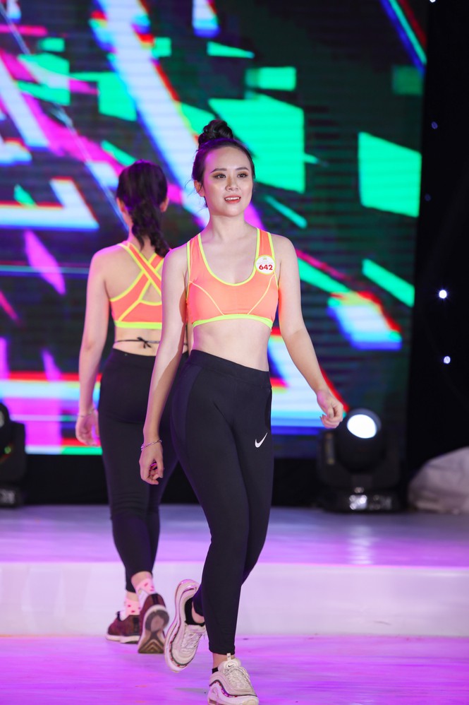 Người đẹp được yêu thích nhất Hutech: Bùn dưới chân nhưng nắng ở trên đầu 43