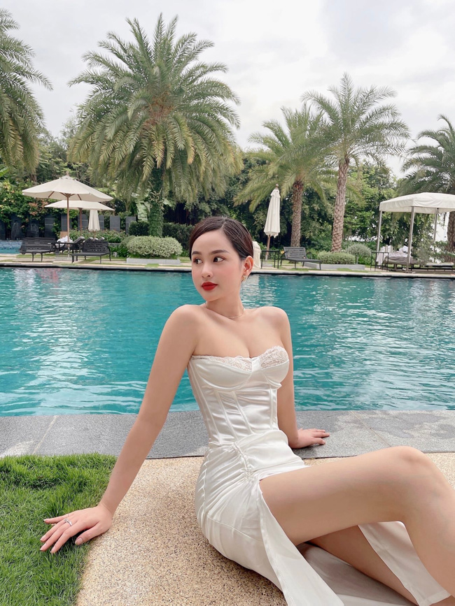 HUTECH nổi tiếng nhiều gái xinh có nàng Hoa khôi quyến rũ 25