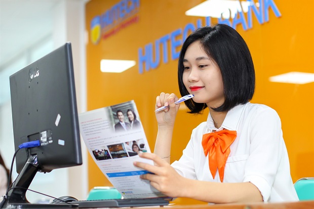 Sinh viên HUTECH tự tin đăng ký Casting "Nam thanh Nữ tú" 14