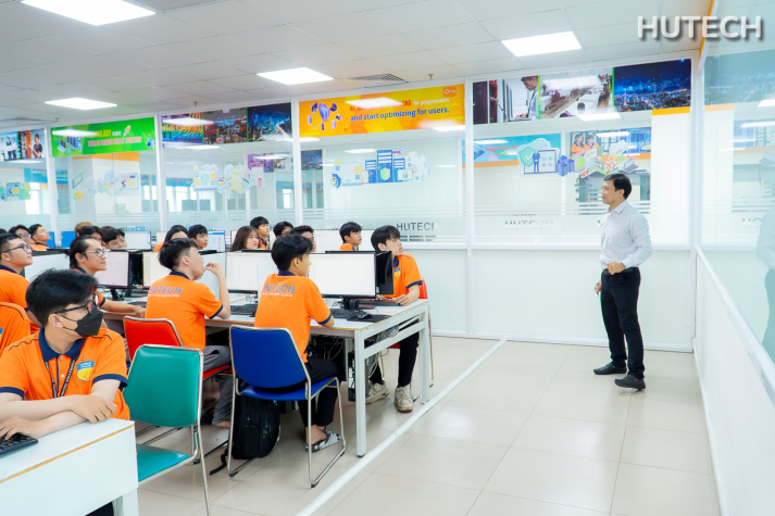 Học ngành Trí tuệ nhân tạo ra trường làm gì? 76