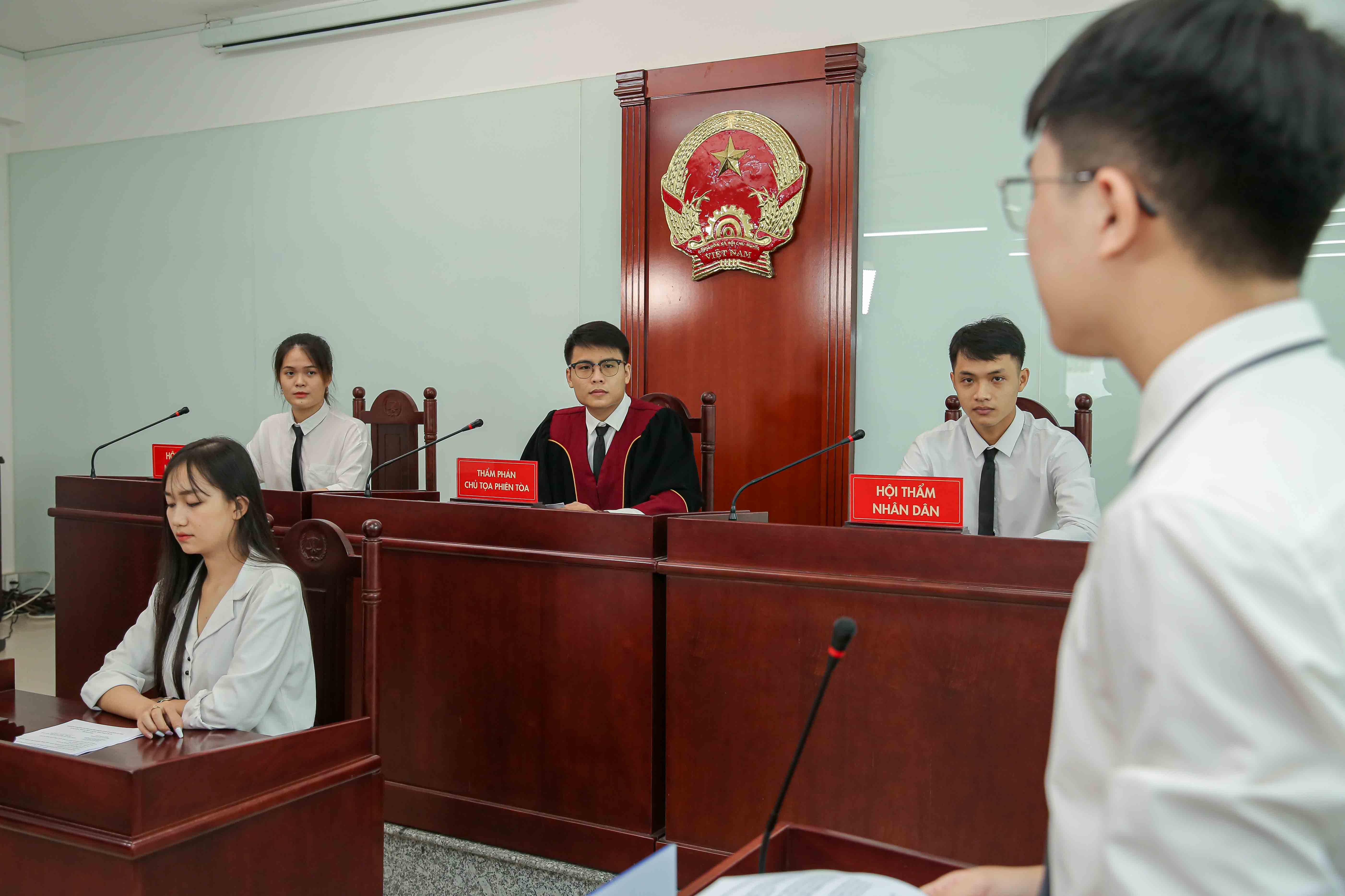 Top 5 trường đại học uy tín đào tạo ngành Luật kinh tế tại Việt Nam? 110