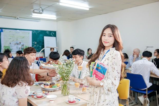 Trải nghiệm không gian học tập - thực hành ngôn ngữ “ siêu cute” cùng Khoa Tiếng Anh HUTECH 123