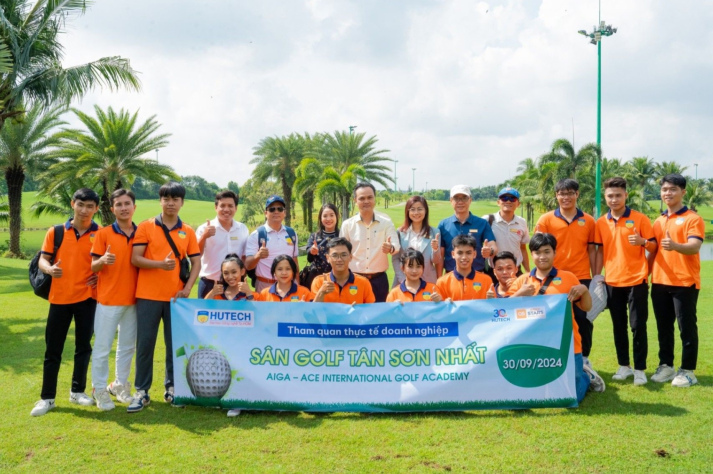 Nếu xét bằng điểm thi tốt nghiệp, ngành Quản lý thể dục thể thao thi khối (tổ hợp) nào? 48