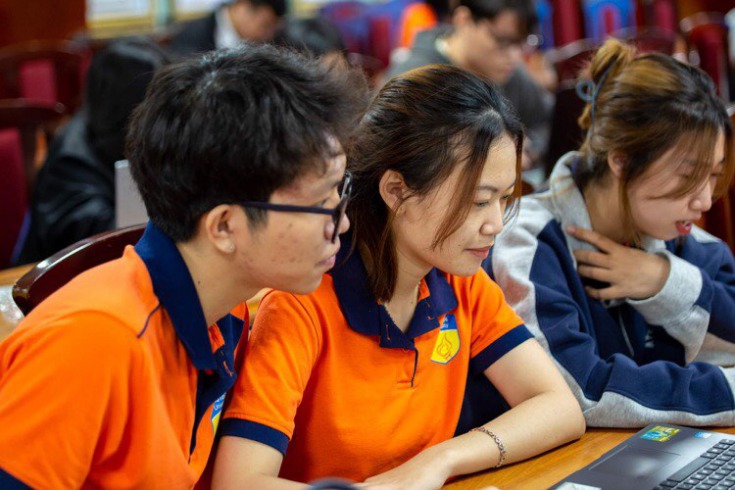 Vòng sơ loại "Thủ lĩnh sinh viên" thu hút đông đảo sinh viên tham gia HUTECH 1