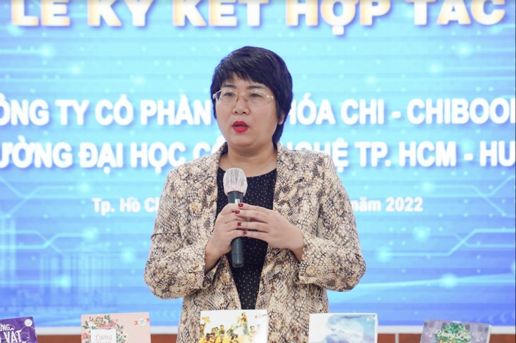 Bà Nguyễn Lệ Chi bày tỏ mong muốn hợp tác cùng nhà trường