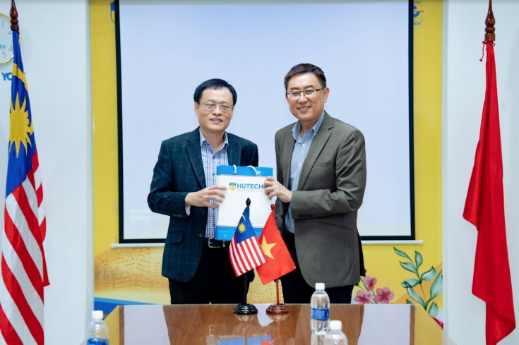 HUTECH gặp gỡ và làm việc cùng Trường Đại học Công nghệ Petronas (Malaysia)