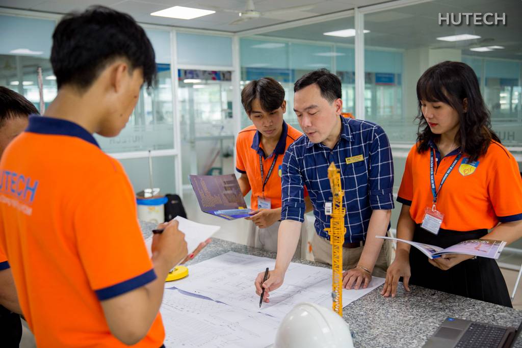 HUTECH tự hào là môi trường đào tạo nghành Kỹ thuật xây dựng chất lượng cao