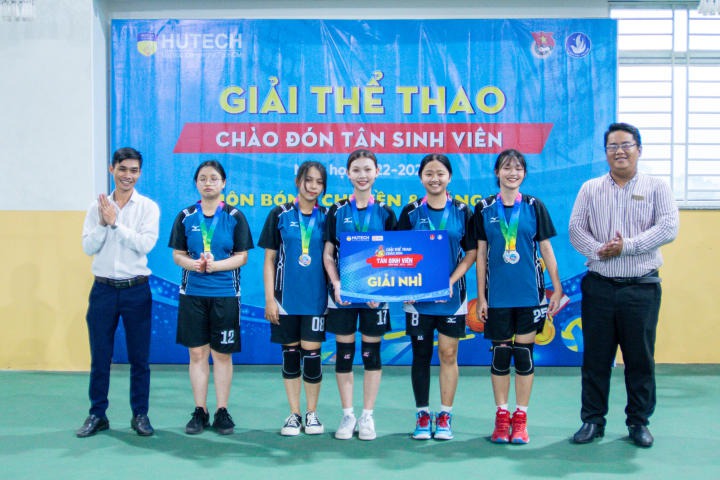 Đội TIGER giành ngôi vô địch Bóng chuyền nữ tại Giải thể thao Chào đón tân sinh viên năm học 2022-2023 62