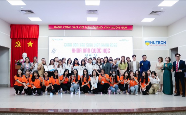 Khoa Hàn Quốc học HUTECH tưng bừng chào đón tân binh khóa 2022 118