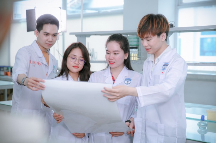 Tiềm năng của ngành Kỹ thuật xét nghiệm y học trong xã hội hiện đại