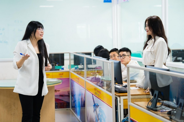 Vây, AI có thay thế ngành Quản trị kinh doanh 2