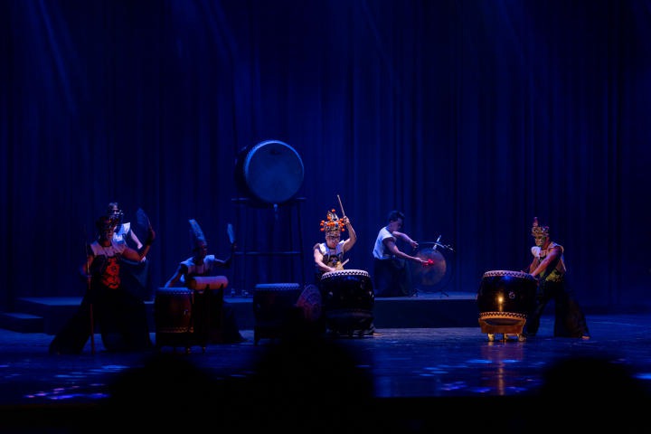 Đoàn trống nghệ thuật Ten - Drum Đài Loan đã trình diễn 8 tiết mục, điệu múa truyền thống đặc sắc HUTECH 4