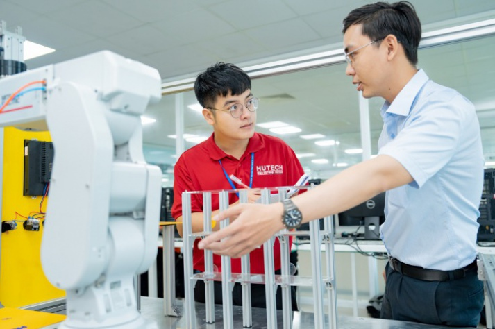 Ngành robot và trí tuệ nhân tạo