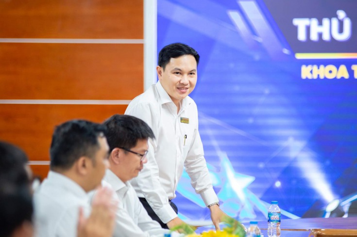 Đại diện HUTECH tham gia Lễ khai mạc và vòng Sơ loại của cuộc thi “Thủ lĩnh sinh viên lần 08” hutech 3