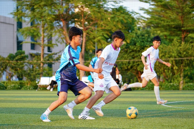 KING chính thức lên ngôi Vô địch môn Bóng đá nam Giải Thể thao Chào đón Tân Sinh viên 2022-2023 15