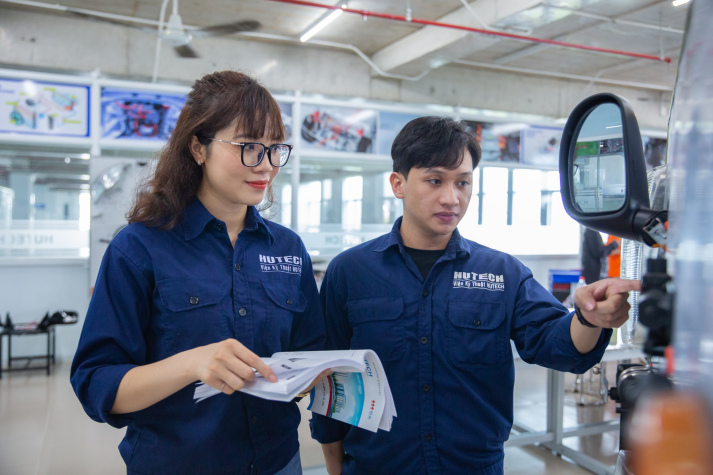 Để xét tuyển ngành Công nghệ Ô tô điện cần học tốt môn nào? 47