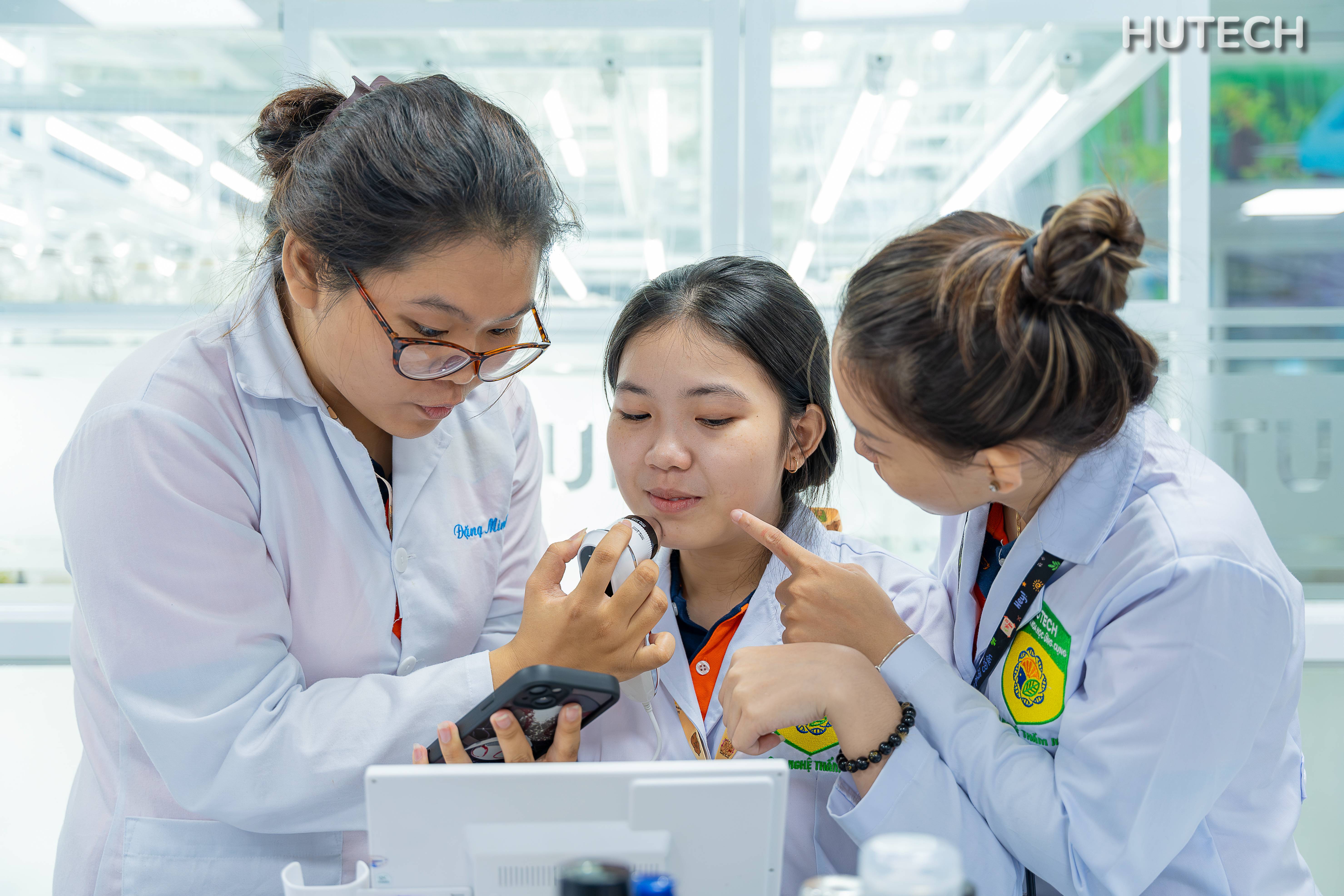 Ngành Công nghệ thẩm mỹ 125