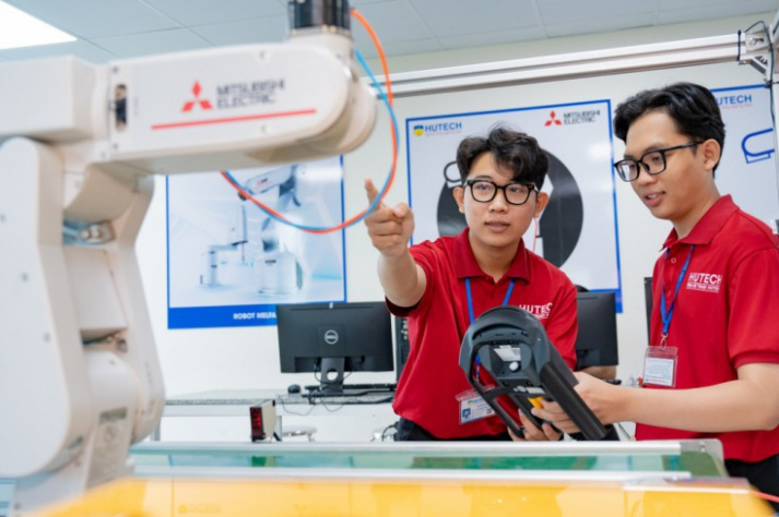 Ngành robot và trí tuệ nhân tạo