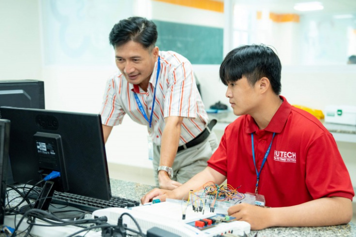 Tiềm năng của ngành Kỹ thuật điện trong xã hội hiện đại 