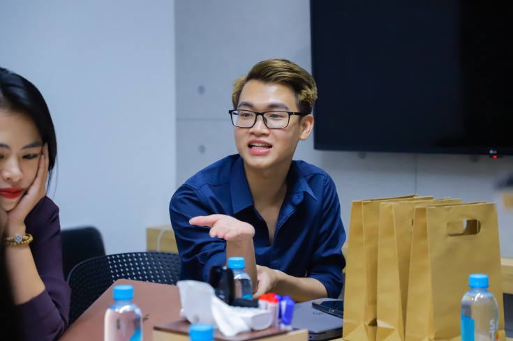 TS. Vũ Quốc Anh cùng đại diện Younet Group trao đổi về những kế hoạch hợp tác trong thời gian tới 5