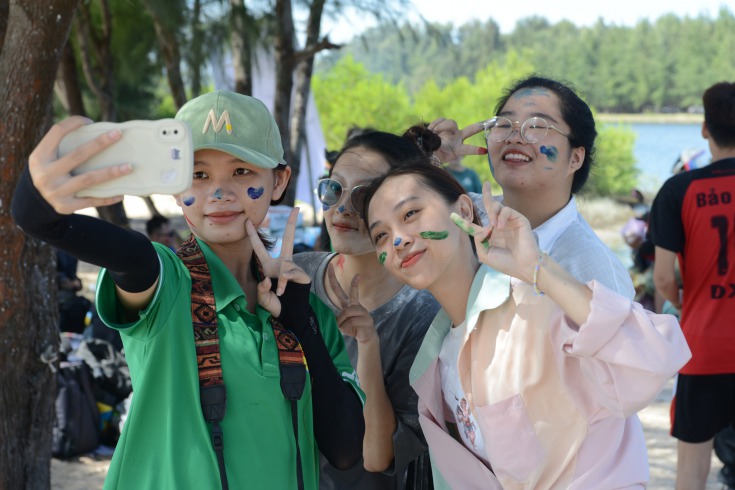 Hội trại là cơ hội để các bạn có thể có thêm bạn mới cùng những trải nghiệm thú vị  5