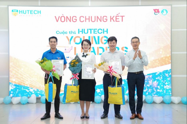 Ban giám khảo vòng Chung kết cuộc thi HUTECH Young Leaders 2022 1