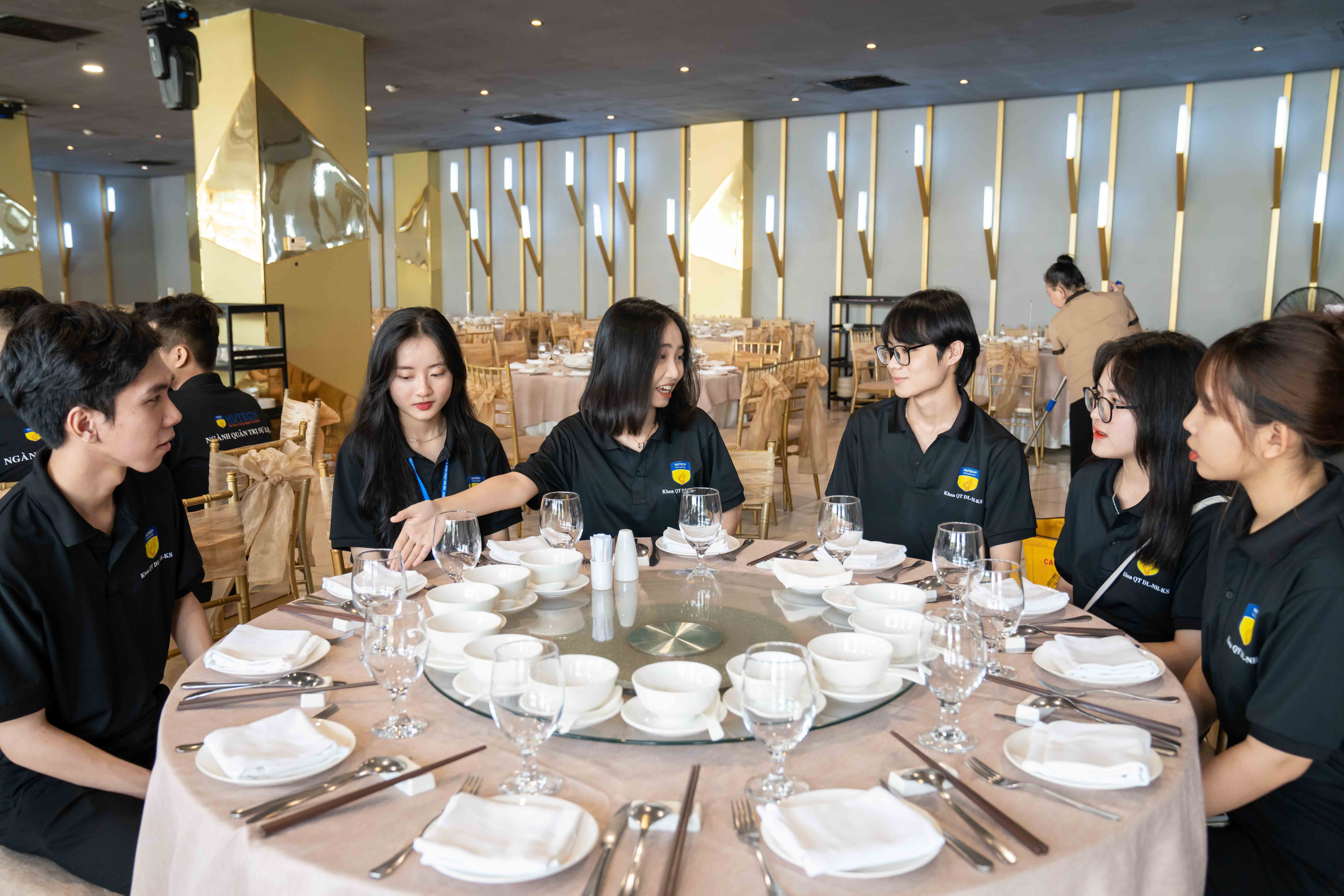 Top 5 trường đại học uy tín đào tạo ngành Quản trị sự kiện tại Việt Nam? 102