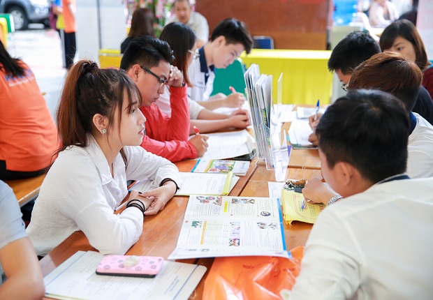 Có nên xét tuyển vào đại học bằng học bạ THPT 60