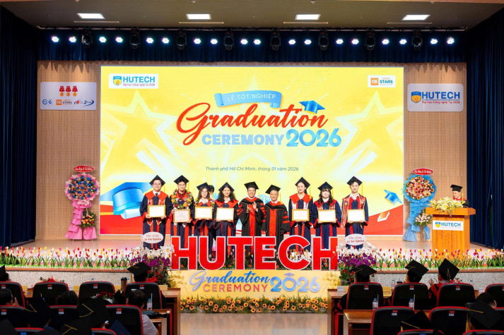 Cột mốc đáng tự hào của ngành Thanh nhạc - Viện Văn hóa - Nghệ thuật - Thể thao trong Lễ Tốt nghiệp đợt 1 năm 2026 27