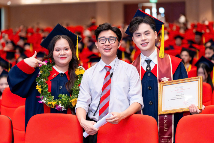 Cột mốc đáng tự hào của ngành Thanh nhạc - Viện Văn hóa - Nghệ thuật - Thể thao trong Lễ Tốt nghiệp đợt 1 năm 2026 40