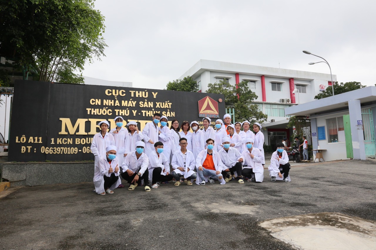 Sinh viên ngành Thú y - HUTECH đã đến tham quan thực tế tại nhà máy SX Thuốc Thú y - Thủy sản Mebipha 18