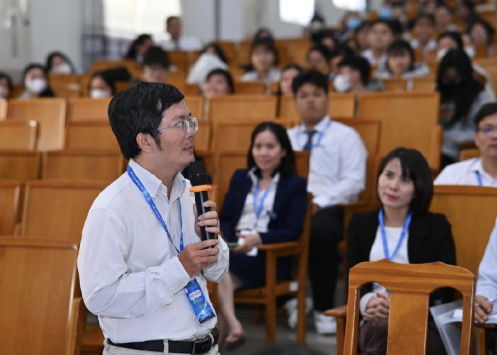 Quy định về cập nhật kiến thức y khoa dành cho nhân viên y tế
