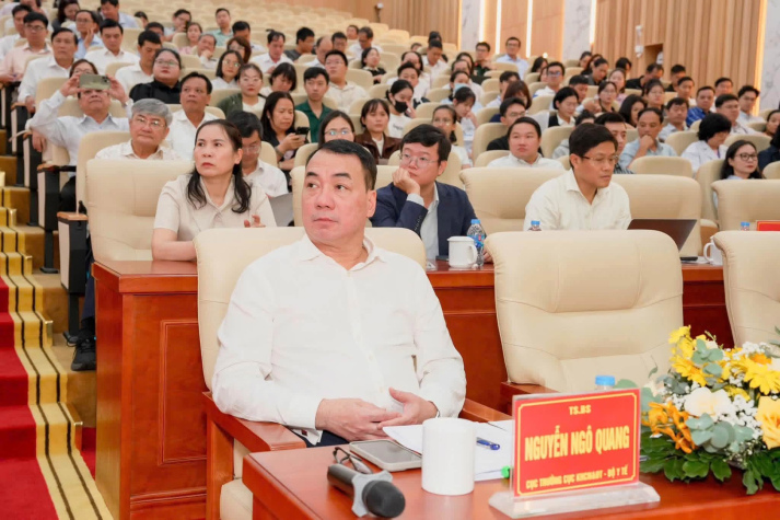 Hội thảo 
