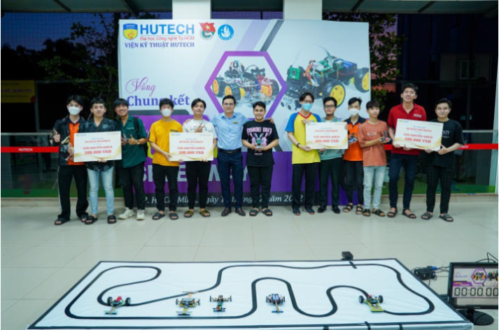 MỘT SỐ HÌNH ẢNH HOẠT ĐỘNG TIÊU BIỂU CỦA VIỆN KỸ THUẬT HUTECH NĂM HỌC 2022-2023 19