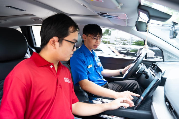 CÔNG NGHỆ Ô TÔ THÔNG MINH – NGÀNH HỌC CHO THẾ HỆ KỸ SƯ LÀM CHỦ XE ĐIỆN, AI VÀ TƯƠNG LAI DI CHUYỂN 41