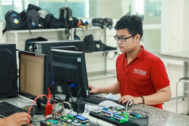 GIỚI THIỆU NGÀNH KỸ THUẬT ĐIỀU KHIỂN VÀ TỰ ĐỘNG HÓA – TRƯỜNG ĐẠI HỌC CÔNG NGHỆ TP.HCM (HUTECH) 25