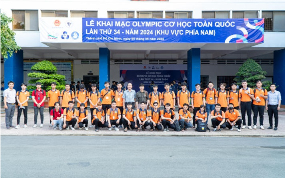 MỘT SỐ HÌNH ẢNH HOẠT ĐỘNG TIÊU BIỂU CỦA VIỆN KỸ THUẬT HUTECH NĂM HỌC 2023-2024 56