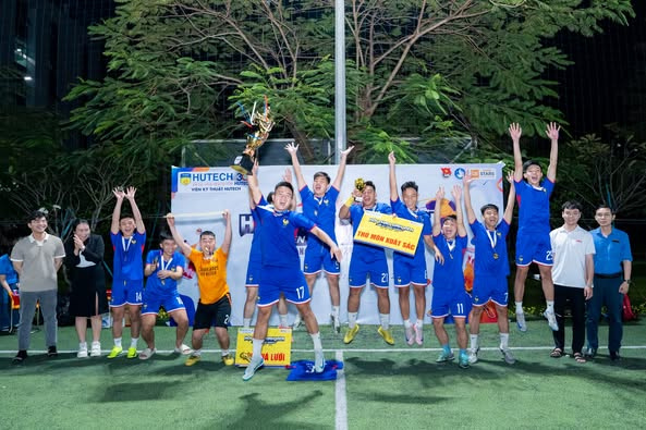 MỘT SỐ HÌNH ẢNH HOẠT ĐỘNG TIÊU BIỂU CỦA VIỆN KỸ THUẬT HUTECH NĂM HỌC 2024-2025 56